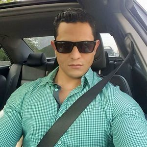 Meet your Posher, Aurelio